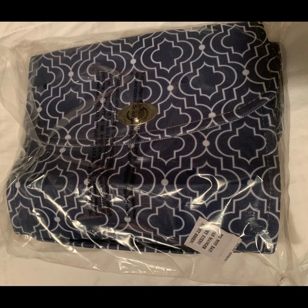 Lillybit by Demdaco Convertible Baby Organizer Crossbody Diaper Clutch NWT Blue